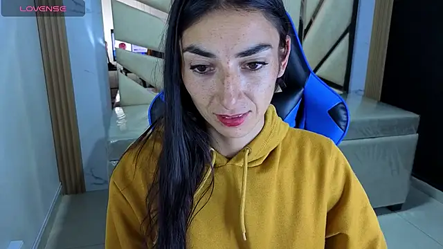 Maily a  online show from February 27, 2026, 2:56 am