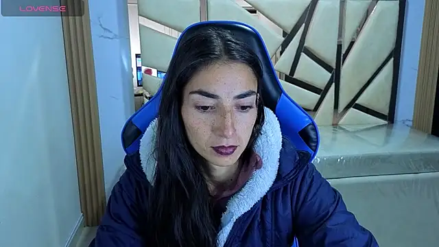 Maily a  online show from March 4, 2026, 2:41 am