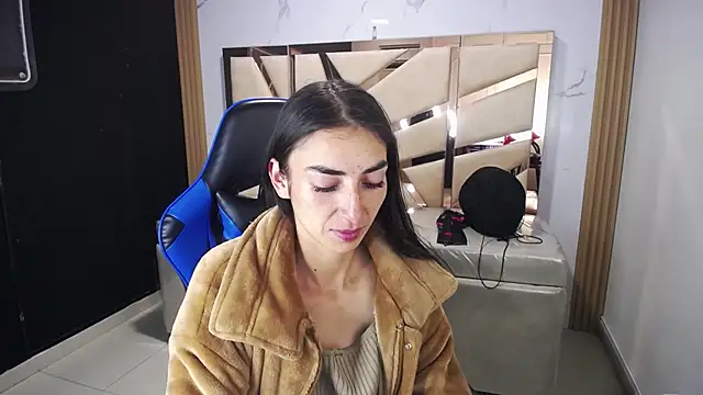 Snapshot of Maily_a_ chatting on December 18, 2025, 3:00 am Maily a online show from December 18, 2025, 3:00 am