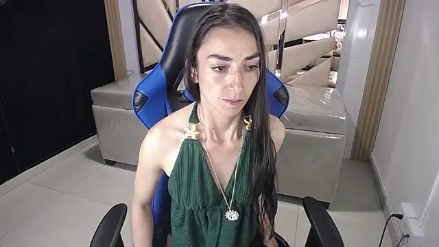 Snapshot of Maily_a_ chatting on December 21, 2025, 12:51 pm Maily a online show from December 21, 2025, 12:51 pm