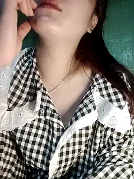 Snapshot of Linksys_nicee chatting on October 3, 2025, 12:36 am Linksys nicee online show from October 3, 2025, 12:36 am