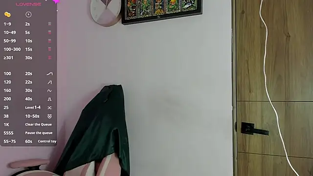 Yuni kim online show from November 29, 2025, 3:01 pm