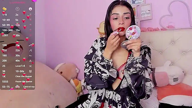 Yuni kim online show from October 10, 2025, 2:51 pm