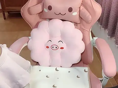 Snapshot of _Payna_ chatting on October 27, 2025, 7:09 am Payna online show from October 27, 2025, 7:09 am