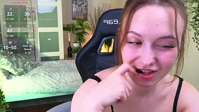 selin selin online show from October 10, 2025, 5:08 am