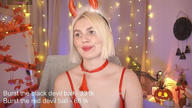 Snapshot of Amelia_Wells chatting on November 1, 2025, 8:30 am Amelia Wells online show from November 1, 2025, 8:30 am