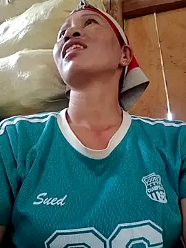 donna-bae online show from April 1, 2026, 5:42 am