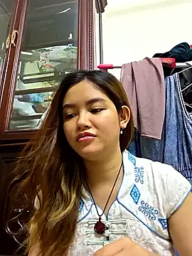 Snapshot of MaiHoang2k chatting on October 18, 2025, 6:15 am MaiHoang2k online show from October 18, 2025, 6:15 am