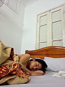 Snapshot of MaiHoang2k chatting on October 25, 2025, 4:11 am MaiHoang2k online show from October 25, 2025, 4:11 am