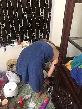 Snapshot of MaiHoang2k chatting on October 7, 2025, 5:25 pm MaiHoang2k online show from October 7, 2025, 5:25 pm