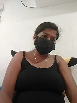 Snapshot of TAMIL_AMMUKUTTYY chatting on October 31, 2025, 7:54 pm TAMIL AMMUKUTTYY online show from October 31, 2025, 7:54 pm