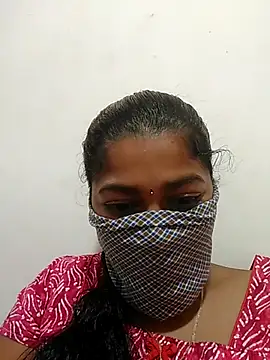 Snapshot of TAMIL_AMMUKUTTYY chatting on September 29, 2025, 6:35 pm TAMIL AMMUKUTTYY online show from September 29, 2025, 6:35 pm