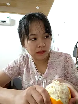 CicumBae online show from October 23, 2025, 3:05 am