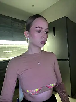 Snapshot of MissOyee chatting on January 15, 2026, 7:39 pm MissOyee online show from January 15, 2026, 7:39 pm