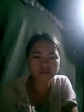 Snapshot of emly-xinh18 chatting on September 19, 2025, 1:48 pm emly-xinh18 online show from September 19, 2025, 1:48 pm