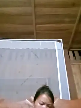 Snapshot of emly-xinh18 chatting on October 5, 2025, 12:18 pm emly-xinh18 online show from October 5, 2025, 12:18 pm