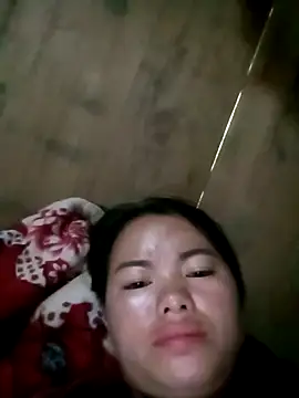 Snapshot of emly-xinh18 chatting on September 28, 2025, 2:51 am emly-xinh18 online show from September 28, 2025, 2:51 am