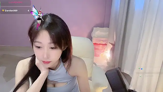 ai-ai-mi online show from December 5, 2025, 3:05 am