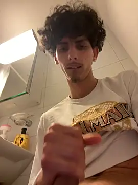 Snapshot of Albino1122 chatting on March 3, 2026, 11:39 am Albino1122 online show from March 3, 2026, 11:39 am