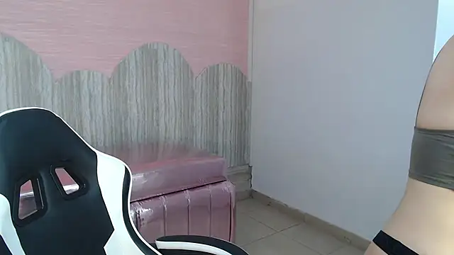 im anny t online show from October 2, 2025, 12:30 pm