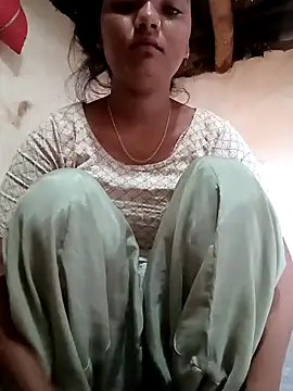 Hot Shredha online show from September 30, 2025, 1:44 am