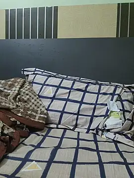 Snapshot of Feel_the_Fun chatting on October 23, 2025, 2:38 pm Feel the Fun online show from October 23, 2025, 2:38 pm