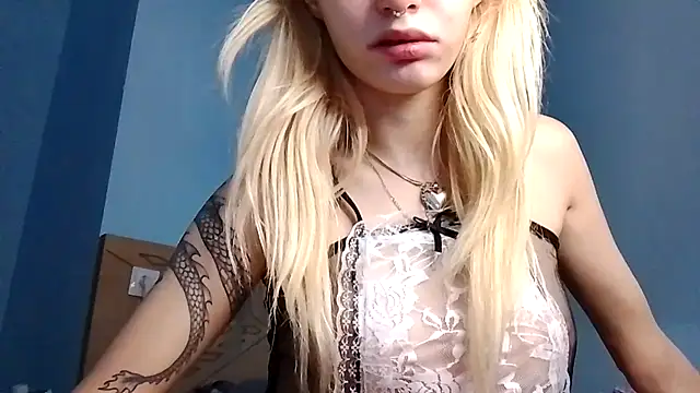 Snapshot of lesyawhite chatting on October 16, 2025, 10:34 am lesyawhite online show from October 16, 2025, 10:34 am