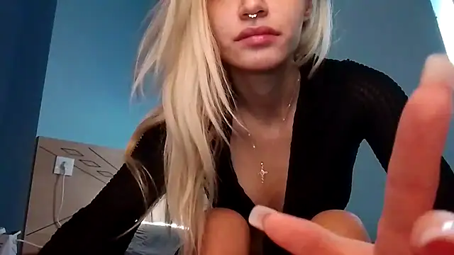 Snapshot of lesyawhite chatting on October 11, 2025, 5:19 am lesyawhite online show from October 11, 2025, 5:19 am