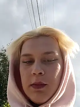 Snapshot of MargoShein chatting on September 19, 2025, 1:15 pm MargoShein online show from September 19, 2025, 1:15 pm