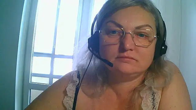 Snapshot of Blue-sky69 chatting on October 14, 2025, 6:14 am Blue-sky69 online show from October 14, 2025, 6:14 am