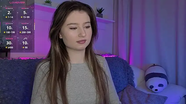  Lua   online show from February 4, 2026, 11:33 pm