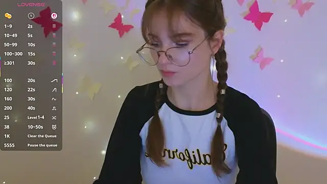 Snapshot of Katyaa_Lover chatting on October 24, 2025, 3:44 pm Katyaa Lover online show from October 24, 2025, 3:44 pm