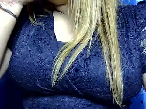 Sathi7457 online show from November 18, 2025, 8:06 am