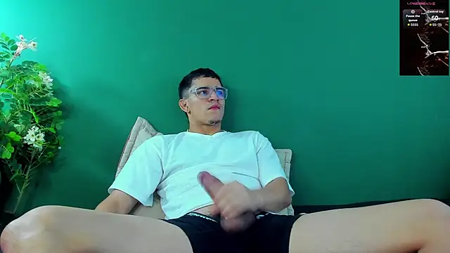 Snapshot of JeergMuscle chatting on October 21, 2025, 3:28 am JeergMuscle online show from October 21, 2025, 3:28 am