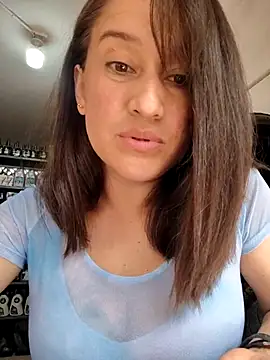 Snapshot of valery506 chatting on December 5, 2025, 2:48 pm valery506 online show from December 5, 2025, 2:48 pm