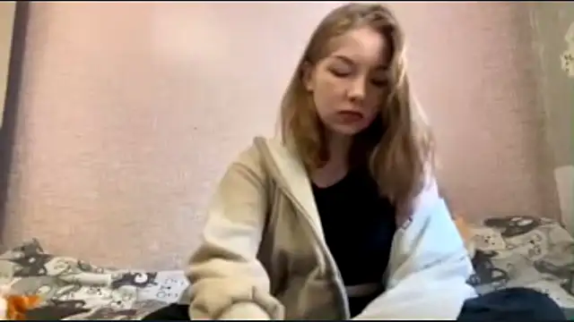 Snapshot of MilaCutieSmile chatting on September 19, 2025, 7:56 am MilaCutieSmile online show from September 19, 2025, 7:56 am