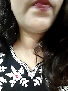 Snapshot of Bhaavyasingh chatting on November 3, 2025, 6:11 pm Bhaavyasingh online show from November 3, 2025, 6:11 pm