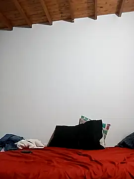 Violet and Paul online show from October 28, 2025, 3:07 am