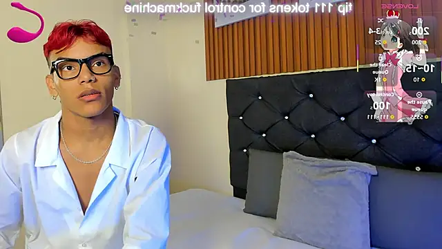 Snapshot of enzo_carter chatting on October 18, 2025, 1:13 pm enzo carter online show from October 18, 2025, 1:13 pm