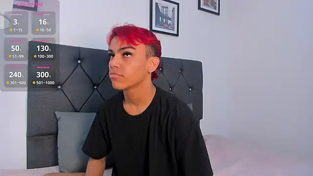 Snapshot of enzo_carter chatting on October 27, 2025, 3:35 pm enzo carter online show from October 27, 2025, 3:35 pm