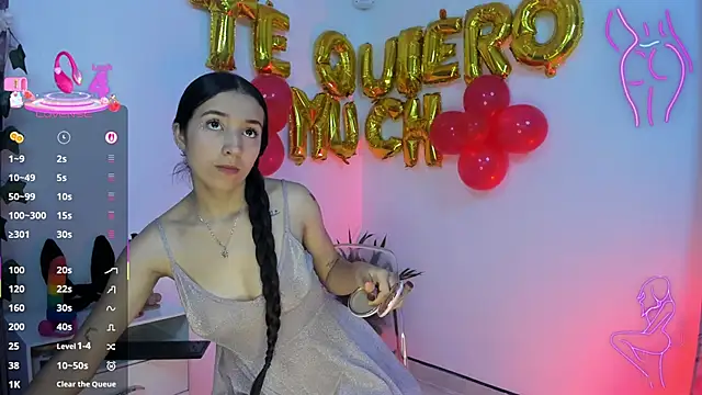 Snapshot of Flufi_740 chatting on September 20, 2025, 1:05 pm Flufi 740 online show from September 20, 2025, 1:05 pm