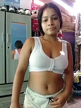 HOT MOM34 online show from September 16, 2025, 7:37 pm