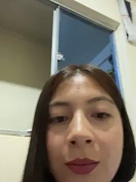 Snapshot of Karlee_Grey1 chatting on October 7, 2025, 2:12 am Karlee Grey1 online show from October 7, 2025, 2:12 am