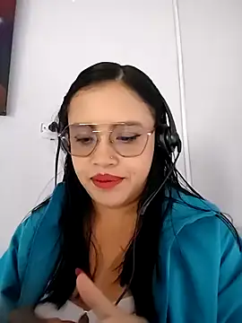 Snapshot of MILA__06 chatting on October 16, 2025, 12:35 pm MILA 06 online show from October 16, 2025, 12:35 pm