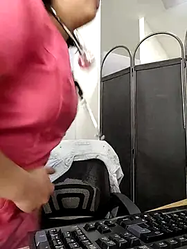 MILA  06 online show from April 14, 2026, 12:43 pm