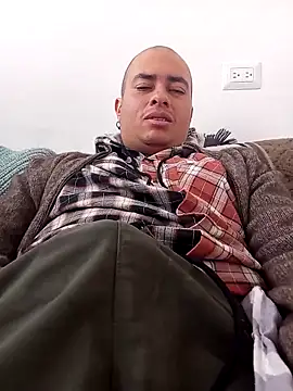 MarlonRav7 online show from October 17, 2025, 2:41 pm