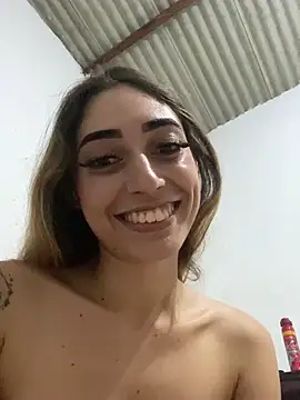 loirinhaaa online show from September 26, 2025, 2:29 am