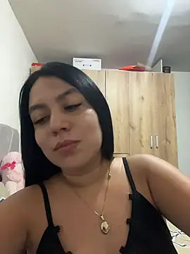 Snapshot of TessaCollinns chatting on November 4, 2025, 1:42 am TessaCollinns online show from November 4, 2025, 1:42 am