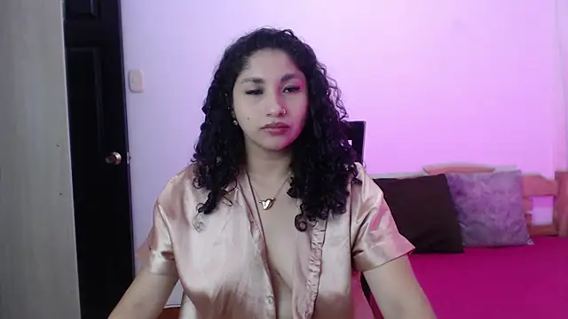 Gia Dior online show from November 7, 2025, 11:41 pm