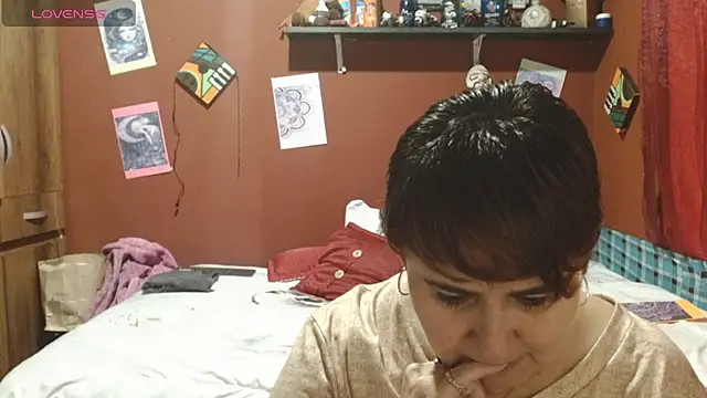 Snapshot of Sasharosee2 chatting on October 14, 2025, 12:50 pm Sasharosee2 online show from October 14, 2025, 12:50 pm